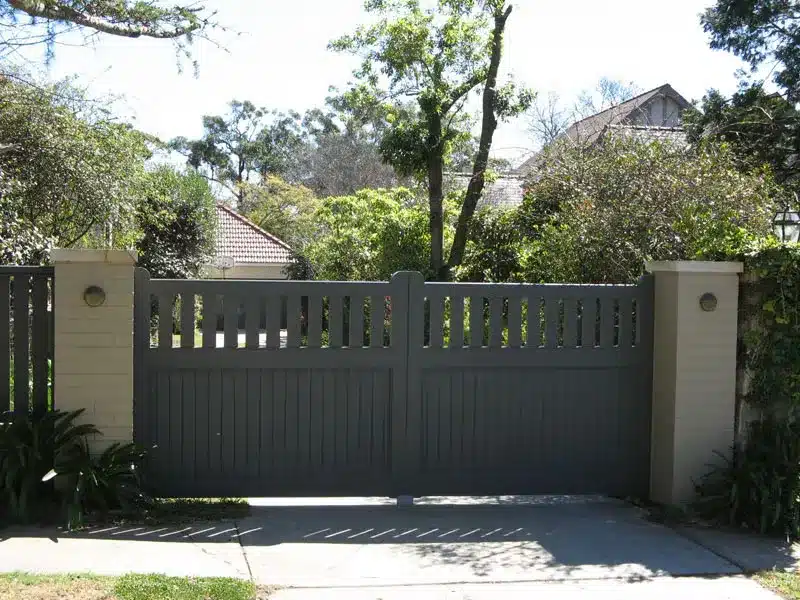 Classic style driveway gates