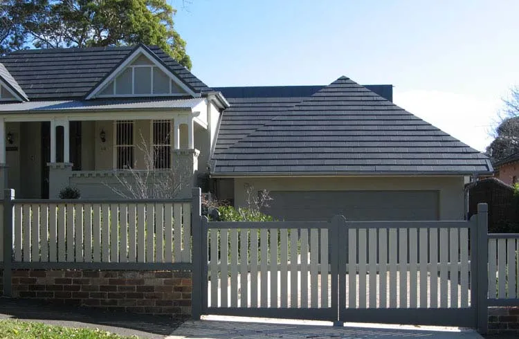 timber_driveway_gate3 - Craft in Wood | Timber Gates and Fences, Hornsby, Sydney